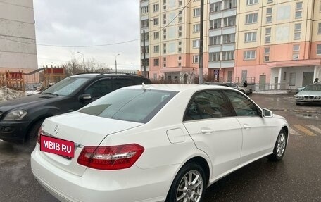 Mercedes-Benz E-Класс, 2012 год, 1 650 000 рублей, 7 фотография