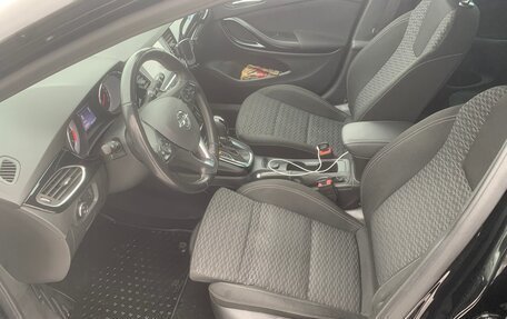 Opel Astra K, 2018 год, 1 650 000 рублей, 7 фотография