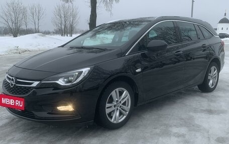 Opel Astra K, 2018 год, 1 650 000 рублей, 2 фотография