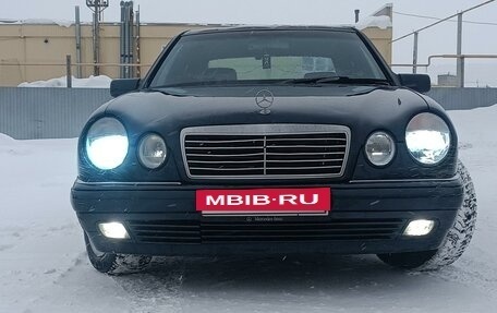Mercedes-Benz E-Класс, 1997 год, 417 000 рублей, 6 фотография