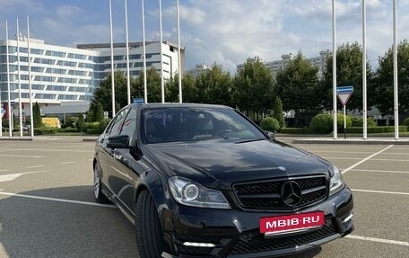 Mercedes-Benz C-Класс, 2012 год, 2 100 000 рублей, 2 фотография