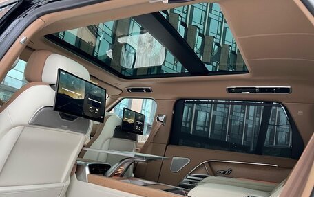 Land Rover Range Rover IV рестайлинг, 2023 год, 35 900 000 рублей, 40 фотография