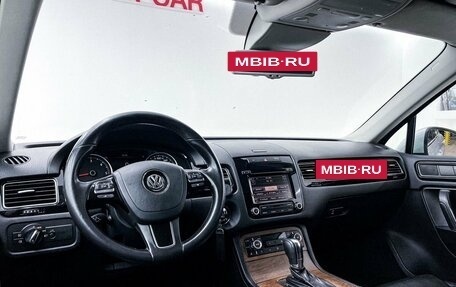 Volkswagen Touareg III, 2011 год, 2 450 000 рублей, 24 фотография