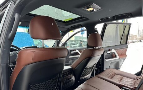 Toyota Land Cruiser 200, 2018 год, 8 099 000 рублей, 14 фотография