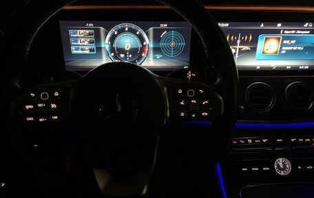 Mercedes-Benz E-Класс, 2018 год, 3 500 000 рублей, 3 фотография