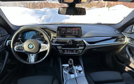 BMW 5 серия, 2017 год, 3 990 000 рублей, 9 фотография