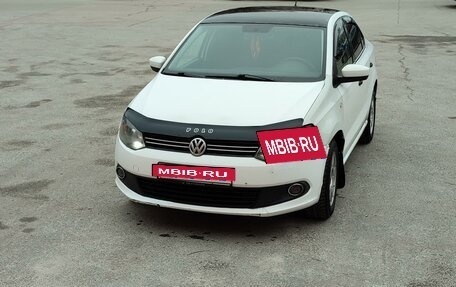 Volkswagen Polo VI (EU Market), 2011 год, 570 000 рублей, 3 фотография