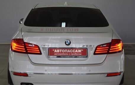 BMW 5 серия, 2016 год, 2 890 000 рублей, 11 фотография