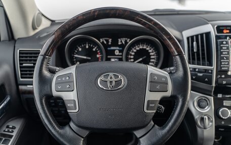 Toyota Land Cruiser 200, 2012 год, 4 699 000 рублей, 28 фотография