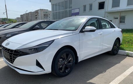 Hyundai Elantra, 2021 год, 2 200 000 рублей, 6 фотография