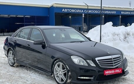 Mercedes-Benz E-Класс, 2013 год, 1 680 000 рублей, 3 фотография