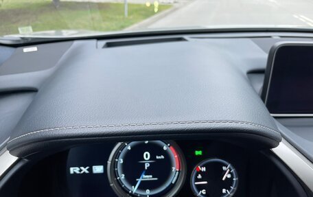 Lexus RX IV рестайлинг, 2017 год, 4 100 000 рублей, 16 фотография