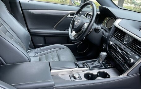 Lexus RX IV рестайлинг, 2017 год, 4 100 000 рублей, 11 фотография