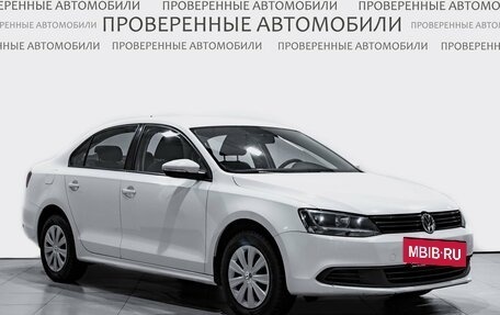Volkswagen Jetta VI, 2014 год, 1 080 000 рублей, 3 фотография