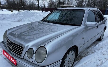 Mercedes-Benz E-Класс, 1998 год, 440 000 рублей, 10 фотография