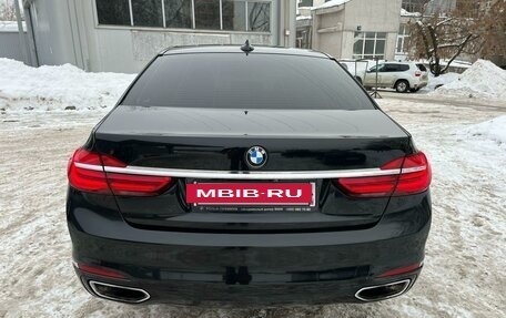 BMW 7 серия, 2018 год, 3 860 000 рублей, 7 фотография