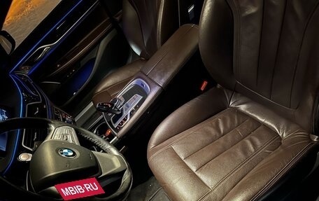 BMW 7 серия, 2018 год, 3 860 000 рублей, 9 фотография