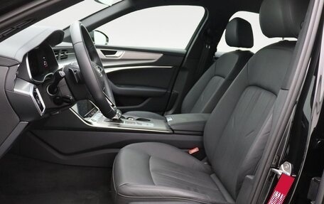 Audi A6, 2023 год, 6 000 000 рублей, 7 фотография