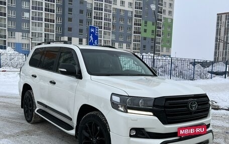 Toyota Land Cruiser 200, 2018 год, 8 200 000 рублей, 2 фотография