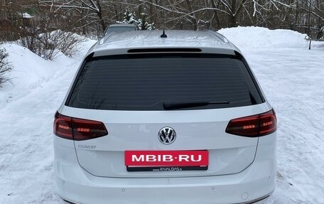 Volkswagen Passat B8 рестайлинг, 2018 год, 2 350 000 рублей, 3 фотография