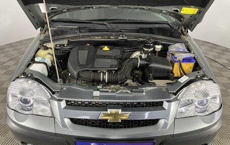 Chevrolet Niva I рестайлинг, 2017 год, 840 000 рублей, 4 фотография