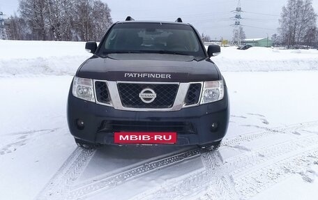 Nissan Pathfinder, 2012 год, 1 750 000 рублей, 2 фотография