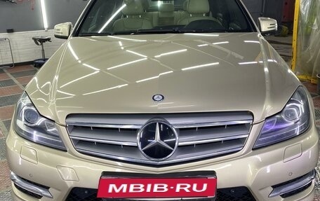 Mercedes-Benz C-Класс, 2011 год, 1 590 000 рублей, 1 фотография