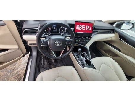 Toyota Camry, 2021 год, 3 249 000 рублей, 5 фотография