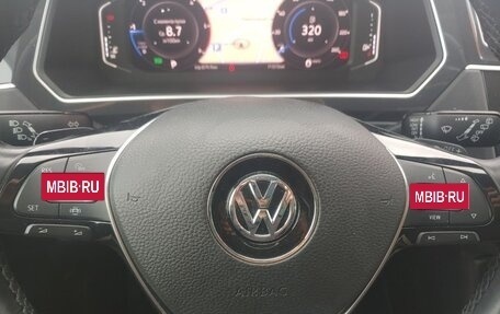 Volkswagen Tiguan II, 2019 год, 3 099 000 рублей, 8 фотография