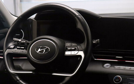 Hyundai Elantra, 2021 год, 2 499 000 рублей, 11 фотография