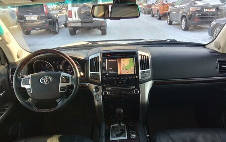 Toyota Land Cruiser 200, 2014 год, 4 500 000 рублей, 19 фотография