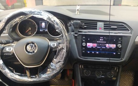 Volkswagen Tiguan II, 2020 год, 2 521 000 рублей, 5 фотография