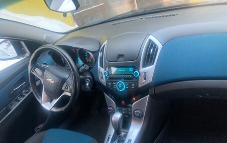 Chevrolet Cruze II, 2013 год, 920 000 рублей, 3 фотография