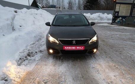 Peugeot 308 II, 2018 год, 1 500 000 рублей, 10 фотография