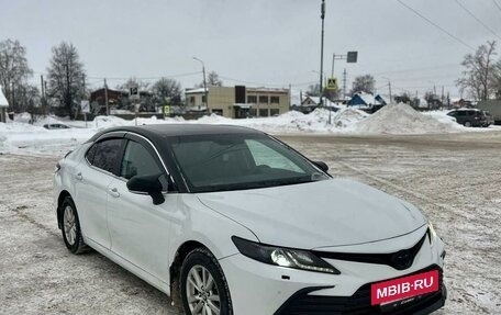 Toyota Camry, 2019 год, 2 730 000 рублей, 2 фотография