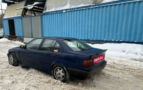 BMW 3 серия, 1992 год, 240 000 рублей, 6 фотография