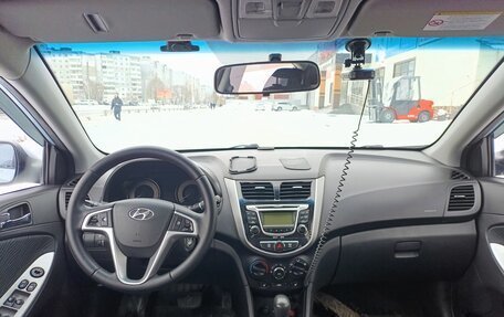 Hyundai Solaris II рестайлинг, 2011 год, 949 000 рублей, 10 фотография