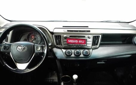 Toyota RAV4, 2013 год, 1 899 000 рублей, 9 фотография