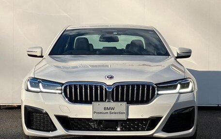 BMW 5 серия, 2021 год, 2 590 111 рублей, 2 фотография