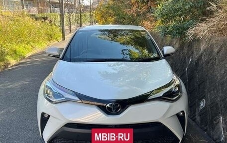 Toyota C-HR I рестайлинг, 2021 год, 1 415 000 рублей, 2 фотография