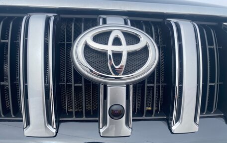 Toyota Land Cruiser Prado 150 рестайлинг 2, 2016 год, 6 000 000 рублей, 18 фотография