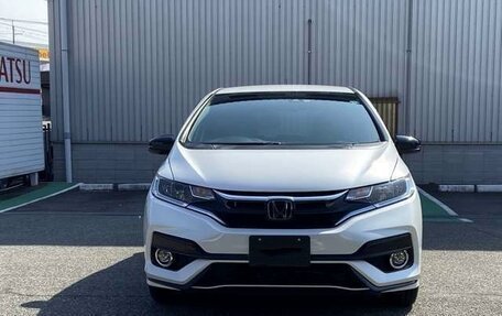 Honda Fit III, 2019 год, 1 003 000 рублей, 2 фотография