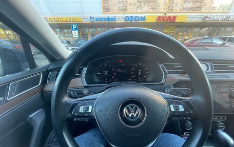 Volkswagen Passat B8 рестайлинг, 2019 год, 2 540 000 рублей, 13 фотография