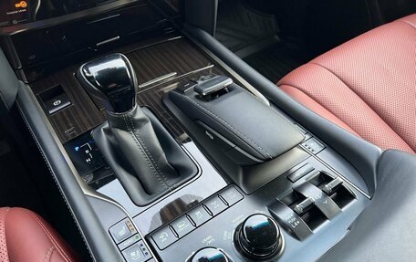 Lexus LX III, 2020 год, 11 290 000 рублей, 32 фотография