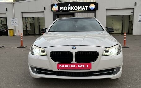 BMW 5 серия, 2012 год, 1 920 000 рублей, 2 фотография