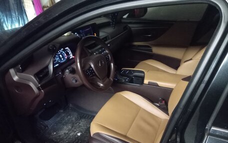 Lexus ES VII, 2019 год, 3 750 000 рублей, 6 фотография