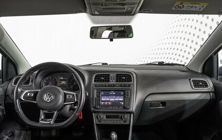 Volkswagen Polo VI (EU Market), 2019 год, 1 574 200 рублей, 9 фотография