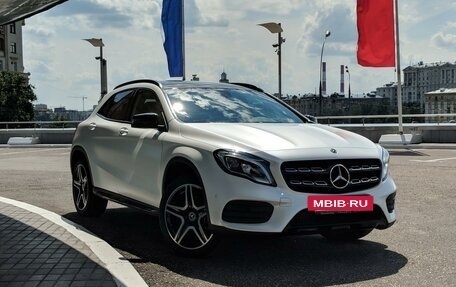 Mercedes-Benz GLA, 2018 год, 3 200 000 рублей, 2 фотография