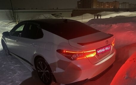 Toyota Camry, 2020 год, 3 530 000 рублей, 4 фотография