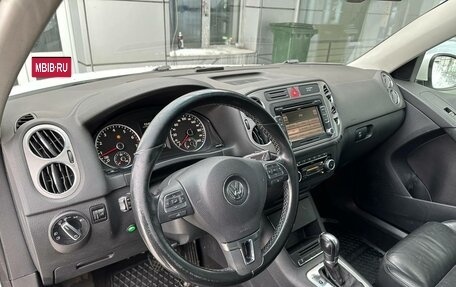 Volkswagen Tiguan I, 2010 год, 1 111 000 рублей, 13 фотография